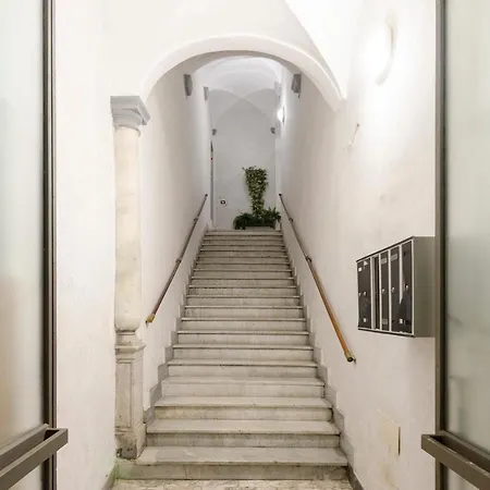 Appartement The Heart Of - Live Italy's History & Charm *