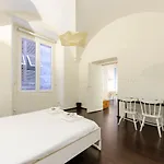 The Heart Of - Live Italy's History & Charm Daire Cenova